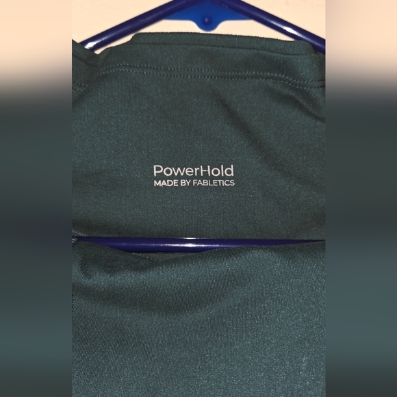 Fabletics Bundle - Picture 3 of 7